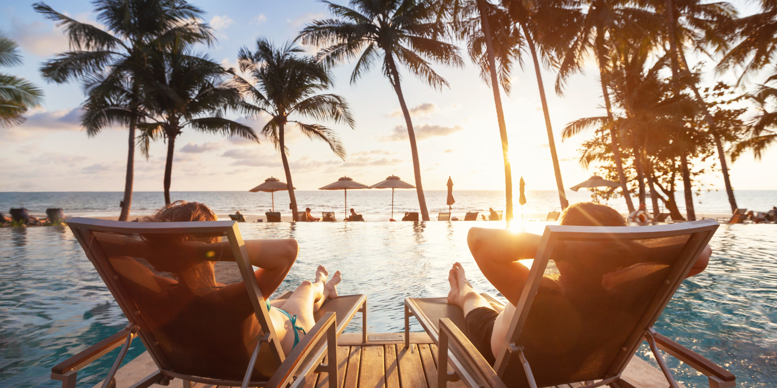 Luxury,Travel,,Romantic,Beach,Getaway,Holidays,For,Honeymoon,Couple,,Tropical